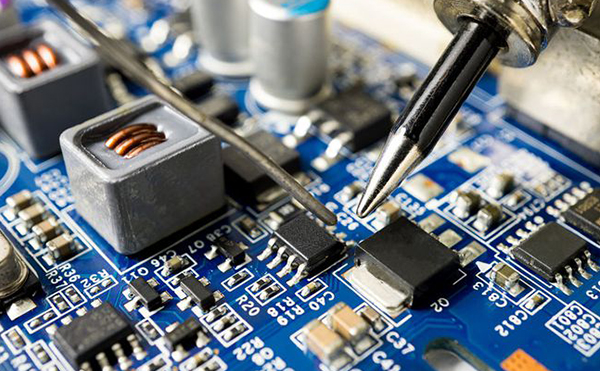 全自動超聲波清洗機在電子行業(yè)的應用